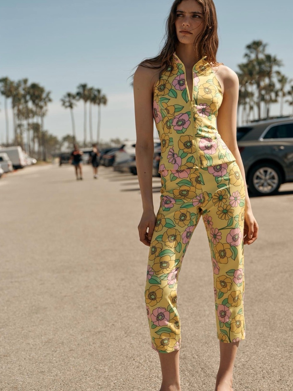 ZARA FLORAL CAPRI PANTS & TOP.